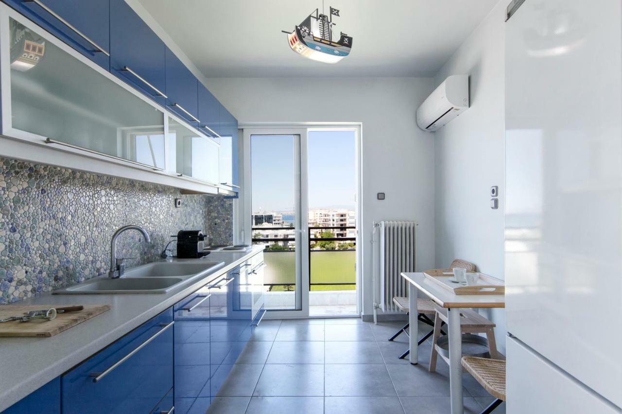 Walking In Alimos Apartment. Athena Bagian luar foto